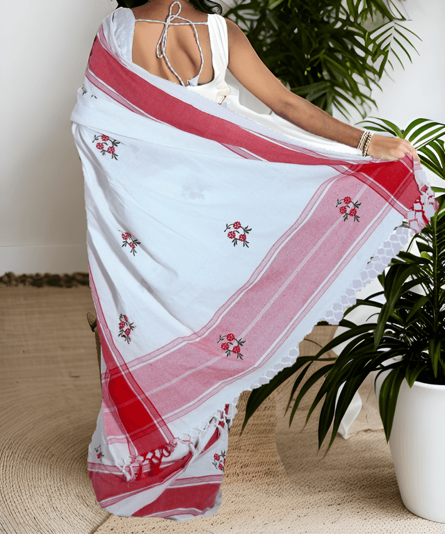 Flower Thread Work Handloom Saree (White & Red) - Image 4